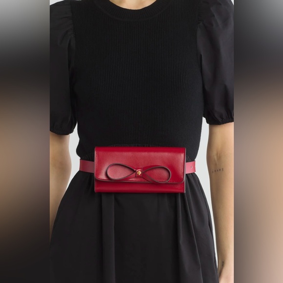Kate spade ♠️ Adjustable belt bag-Garnet Red with Gold hardware -size S/M - Picture 11 of 15